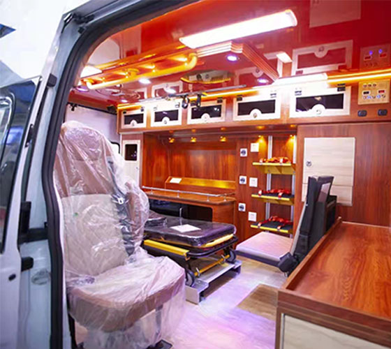 康马县车辆内部展示