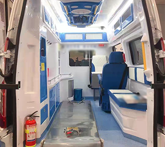 康马县车辆内部展示